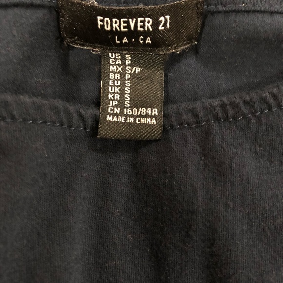 ✨4 for $15✨ Forever 21 Navy Blue Semi-Crop Top - Picture 3 of 4